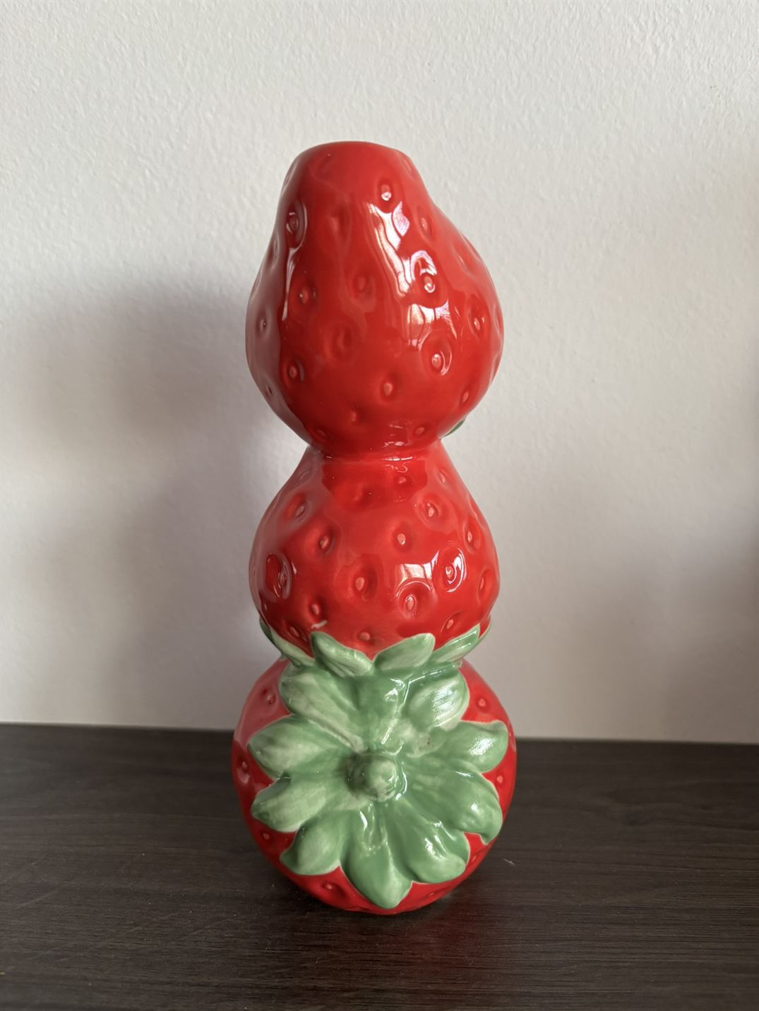 Ovoce jahody 18 cm váza