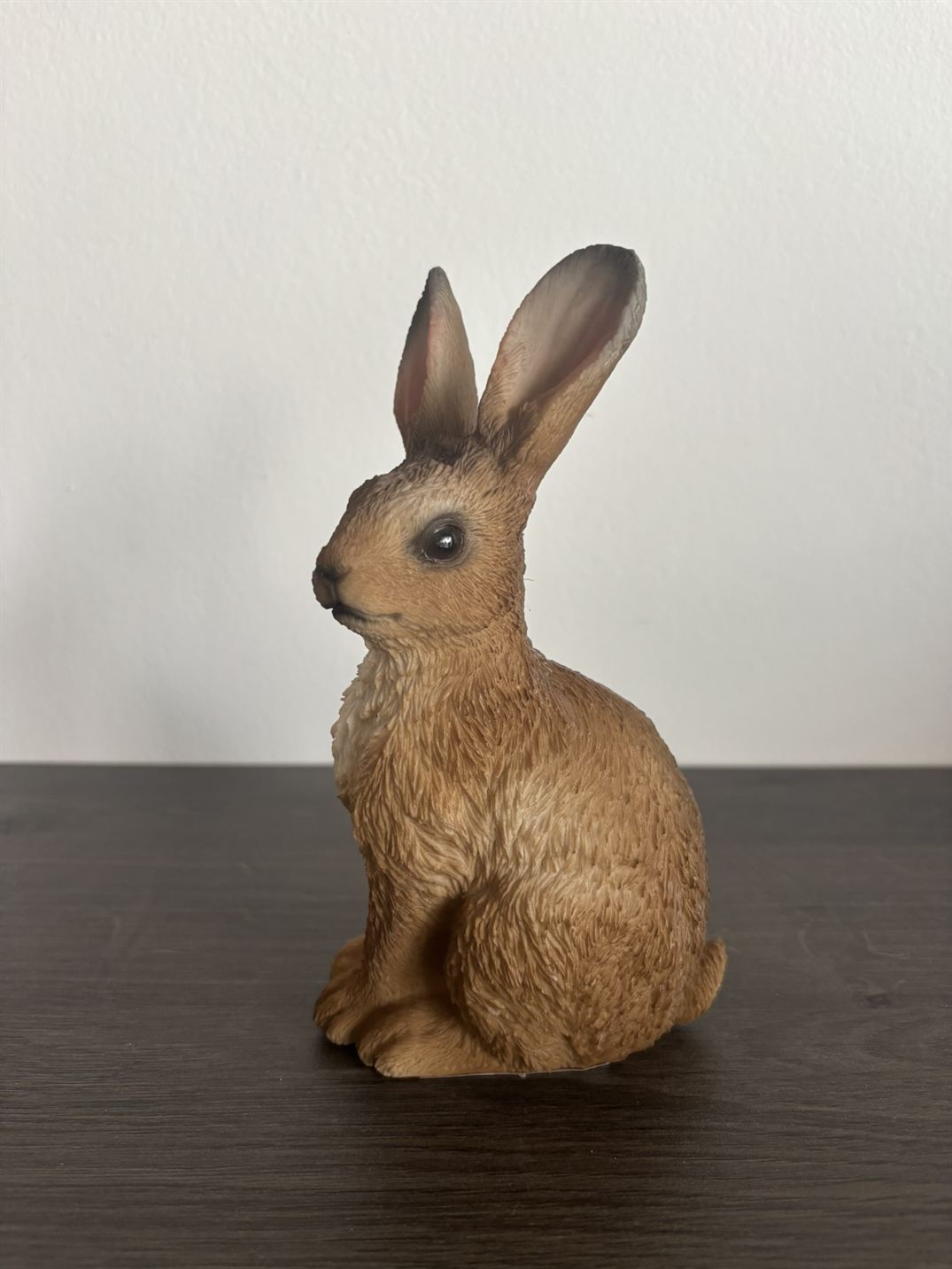 Zajíc sedící 19 cm